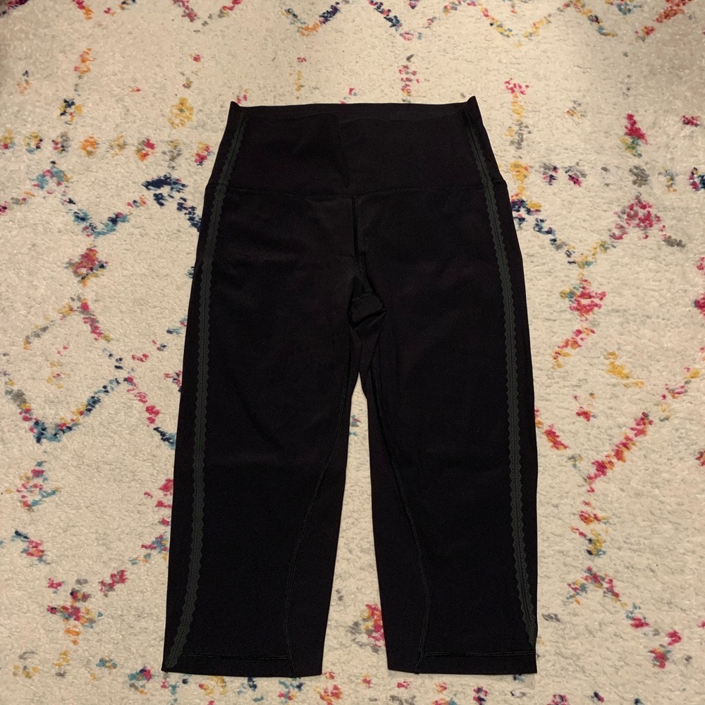 Lululemon Black Crop Leggings